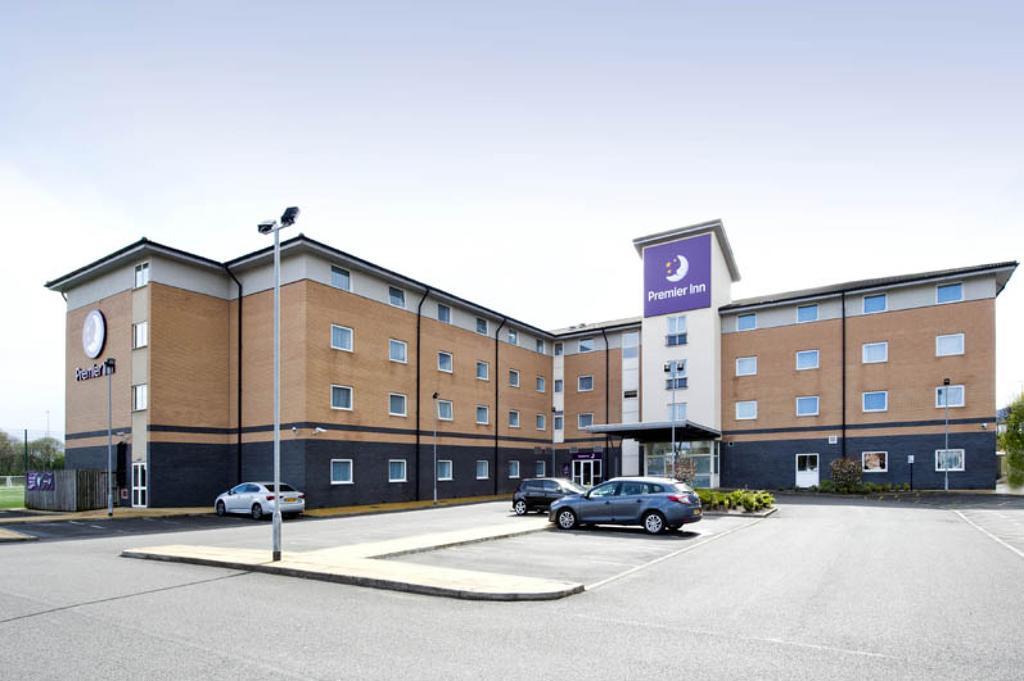 Premier Inn Glasgow Braehead Exterior foto