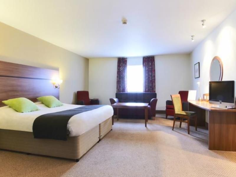 Premier Inn Glasgow Braehead Exterior foto